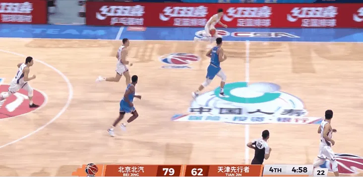 九游娱乐-郑昊燃三分出手再中，天津末节连中3记三分&amp;amp;分差缩小至14分